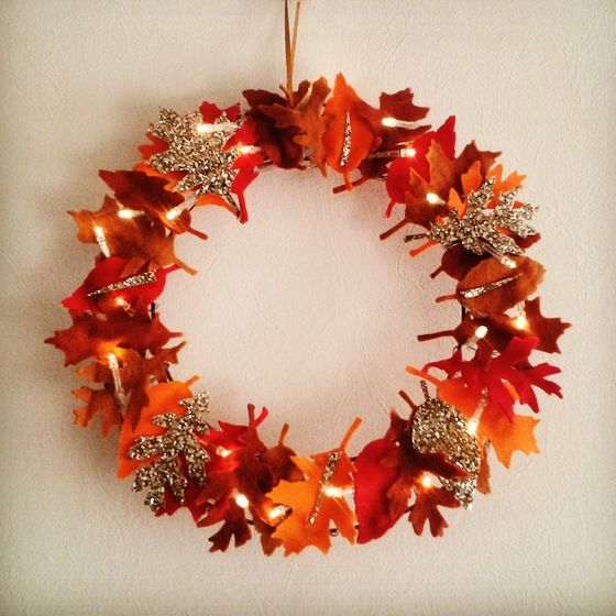 Autumn Wreath with Lights Fall decor, Autumn wreaths, Fall wreaths