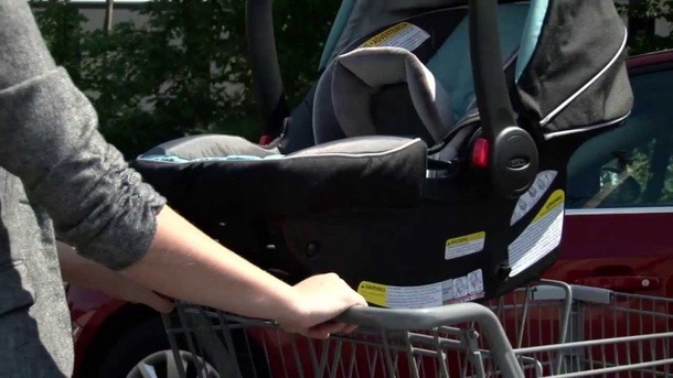 baby car seat in cart
